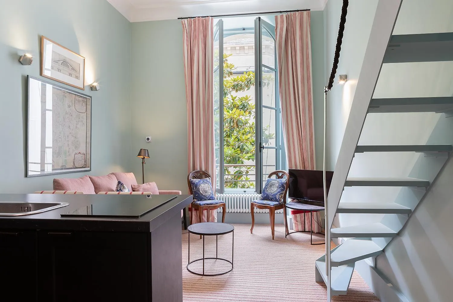 Pick A Flat'S Apartment In Saint-Germain Des Pres - Rue Paul Louis Courier Paris